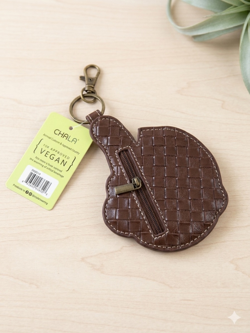 Chala Sloth Keychain - Picture 2 of 2